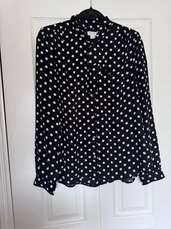 J.Crew Polka Dot Tie Neck Blouse Top size Medium - Picture 5 of 9